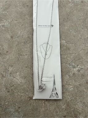 4/$50 Silver Leaf Pendant Necklace